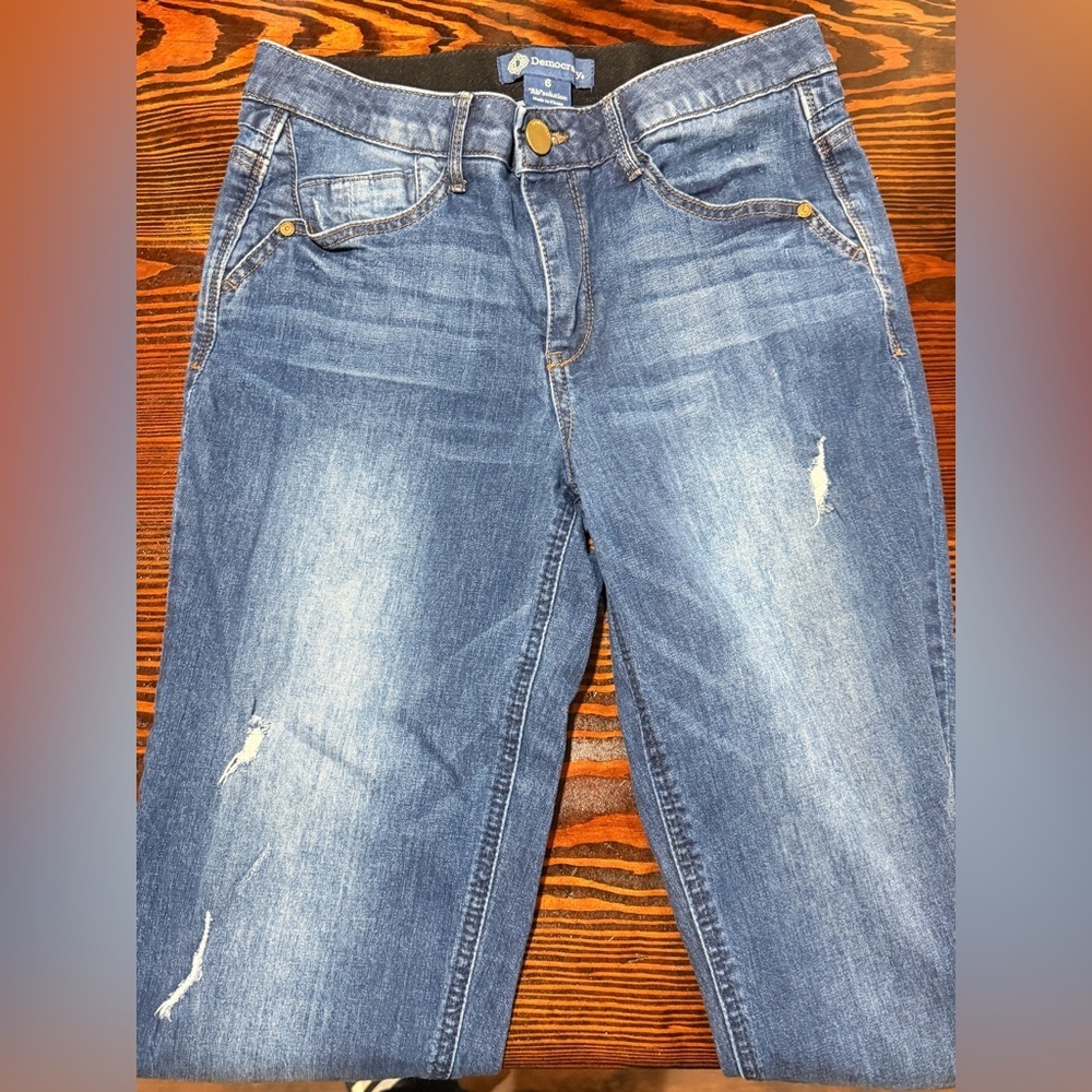 Democracy Distressed Women Jeans size 6 - Picture 2 of 9